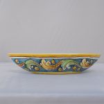 vs-barca-0018-vaso-barca-cm-24con-decoro-ornato-fondo-blu-tipico-di-caltagirone-e16.50-scaled-1.jpg